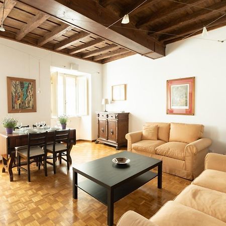 Appartement Spectacularly Bright, By Piazza Navona And The Pantheon - A/C, Wifi, Elevator à Rome Extérieur photo