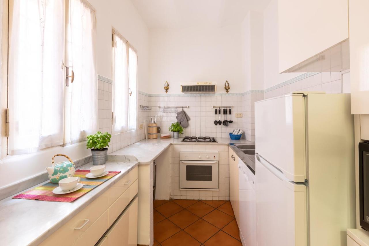 Appartement Spectacularly Bright, By Piazza Navona And The Pantheon - A/C, Wifi, Elevator à Rome Extérieur photo
