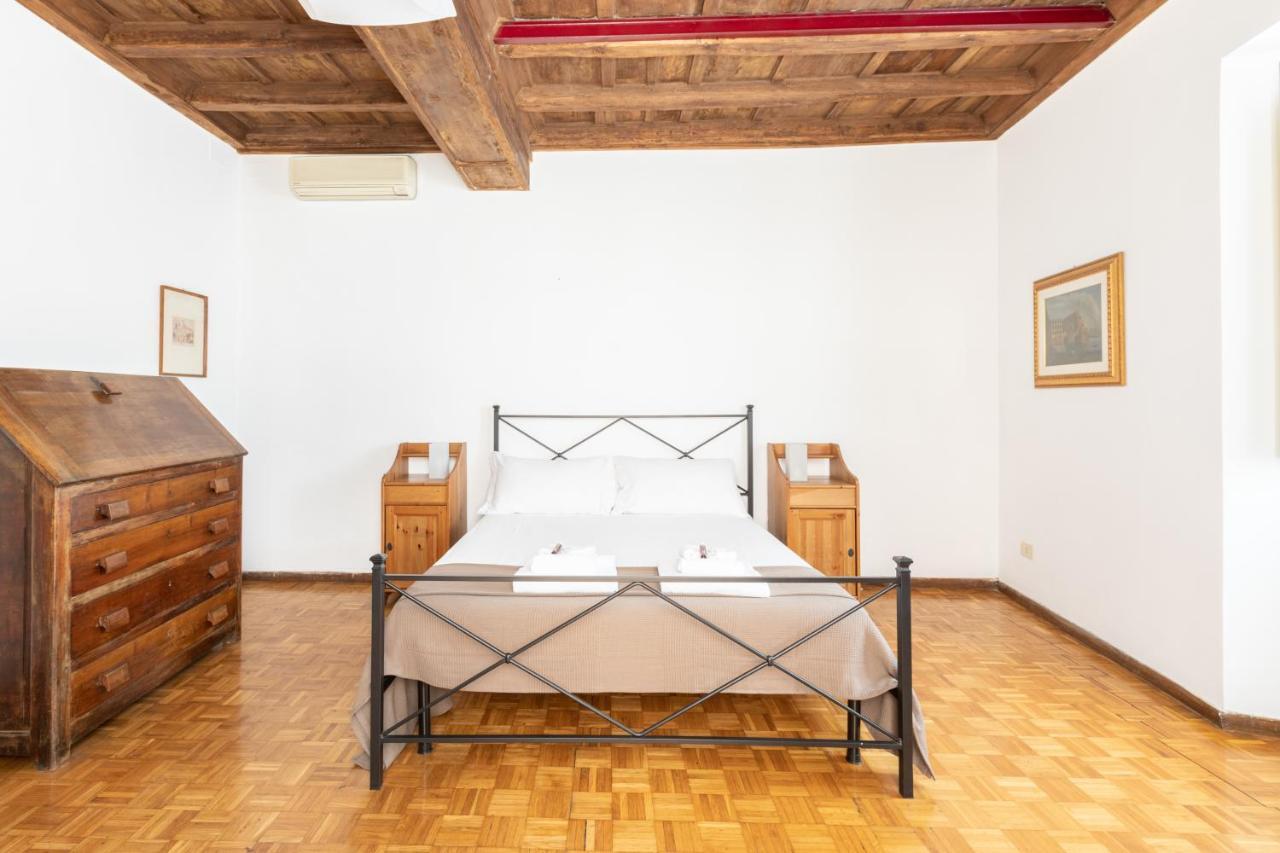 Appartement Spectacularly Bright, By Piazza Navona And The Pantheon - A/C, Wifi, Elevator à Rome Extérieur photo