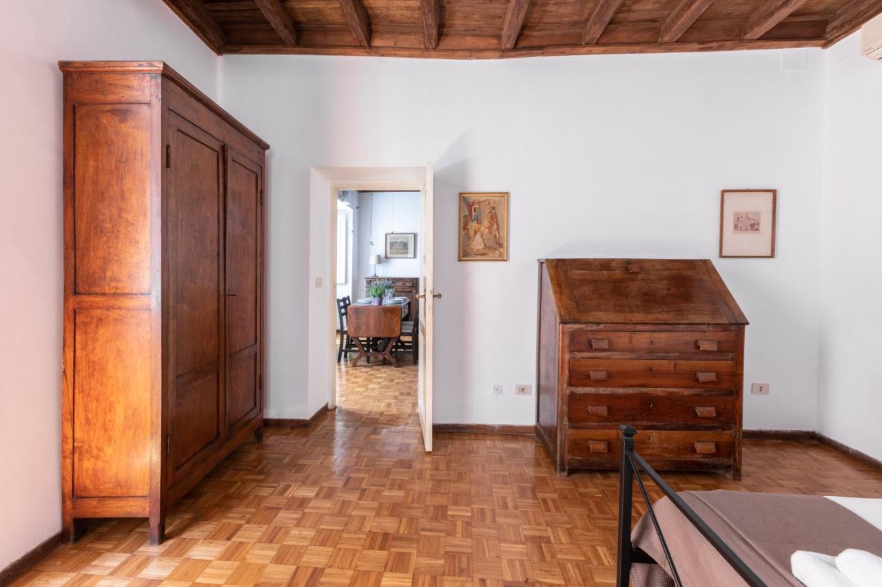 Appartement Spectacularly Bright, By Piazza Navona And The Pantheon - A/C, Wifi, Elevator à Rome Extérieur photo